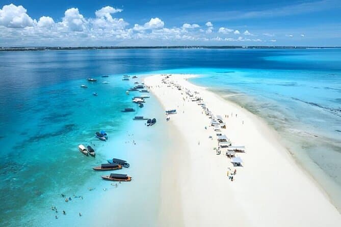 Lingua di sabbia e barche, escursione Nakupenda Zanzibar