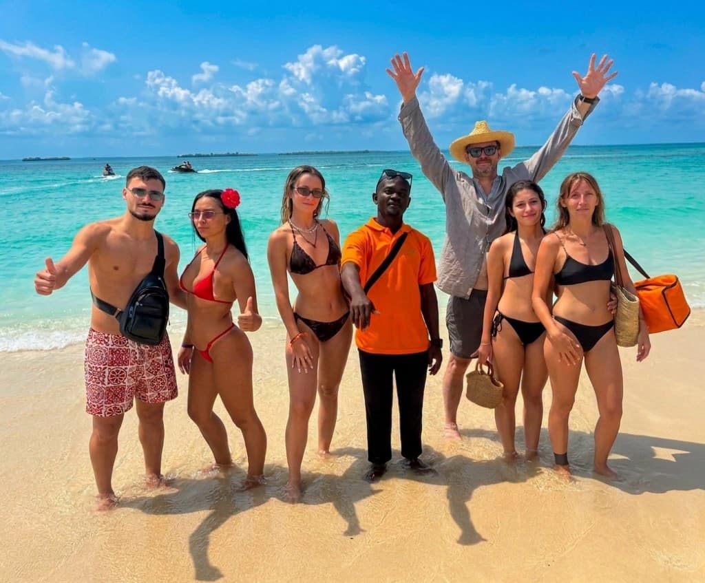 Visita alle tartarughe giganti a Zanzibar